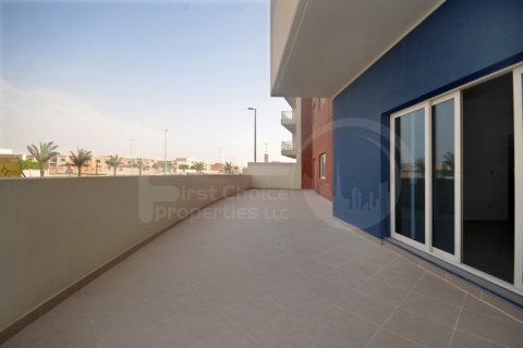 Appartement te koop in Al Reef, Abu Dhabi, VAE 3 slaapkamers, 197 vr.m., nr 731095 - foto 13