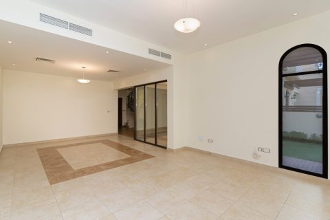 Σπίτι σε Mudon, Dubai, ΗΑΕ 4 υπνοδωμάτια, 309 τ.μ. Αρ. 712229 - φωτογραφία 27