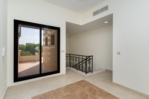 Radový dom v Mudon, Dubai, SAE 4 spálne, 309 m2 č. 712229 - Fotografia 13