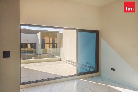 Shtëpi në qytet në Dubai, Emiratet e Bashkuara Arabe 4 dhoma gjumi, 187.2 m2. № 686132 - Foto 4