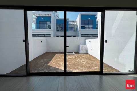 Dubai, संयुक्त अरब अमीरात में विला, 3 बेडरूम, 144 वर्ग मीटर, संख्या 686133 - फ़ोटो 6