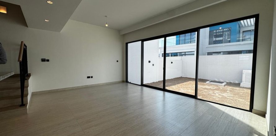 Dubai, संयुक्त अरब अमीरात में विला, 3 बेडरूम, 144 वर्ग मीटर, संख्या 686133