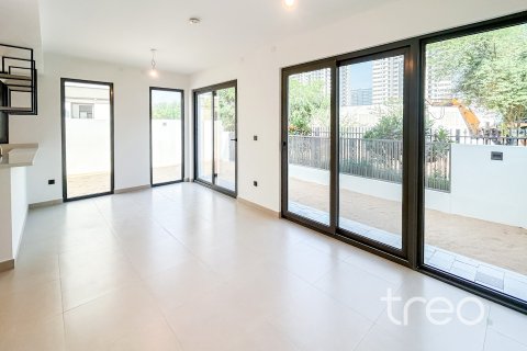 Üürile anda ridamaja asukohaga Tilal Al Ghaf, Dubai, AÜE: 4 magamistoaga, 229.47 m² Nr 733569 - pilt 8