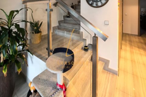 Townhouse di DAMAC Hills (Akoya by DAMAC), Dubai, UEA 4 kamar tidur, 209 m2 nomor 705273 - foto 11