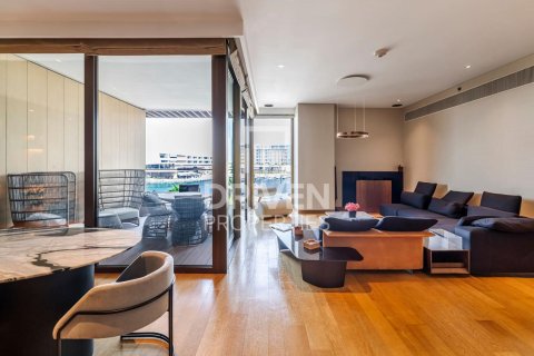 Appartamento in affitto a Jumeirah, Dubai, EAU 2 camere da letto, 180 mq. № 654880 - foto 3