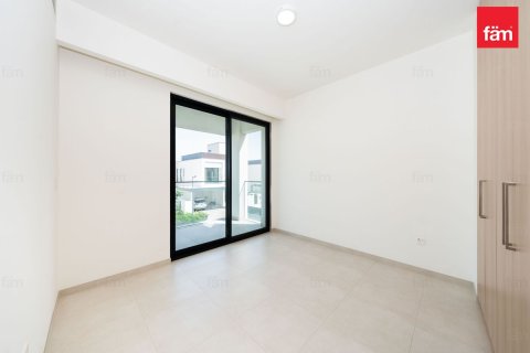 Villa sa Dubai, UAE 4 silid-tulugan, 492.2 sq.m. № 702598 - larawan 12