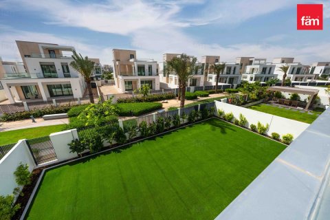 Villa sa Dubai, UAE 4 silid-tulugan, 492.2 sq.m. № 702598 - larawan 2