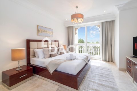 Palm Jumeirah, Dubai, UAE의 아파트 침실 2개, 163제곱미터 번호 706831