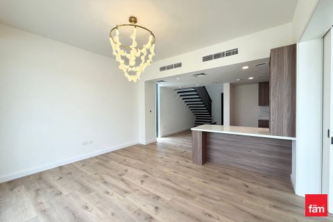 Maison de ville à louer à Town Square, Dubai, EAU 4 chambres, 276.3 m2 № 634812 - photo 2