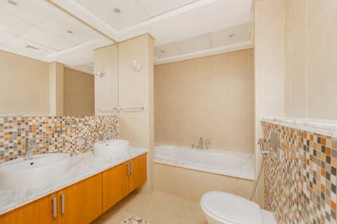 Villa til leie i Jumeirah Park, Dubai, Emiratene 3 soverom, 521.28 kvm Nr. 749901 - Foto 24