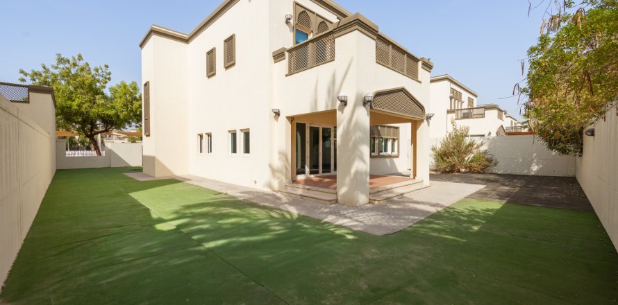 Villa i Jumeirah Park, Dubai, Emiratene 3 soverom, 521.28 kvm nr. 749901