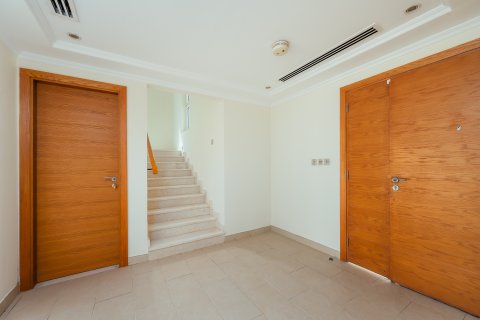 Villa til leie i Jumeirah Park, Dubai, Emiratene 3 soverom, 521.28 kvm Nr. 749901 - Foto 13
