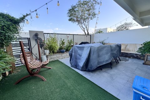 Таунхаус Town Square, Дубай, БАӘ-да 3 жатын бөлмелер, 188 м² № 700108 - фото 1