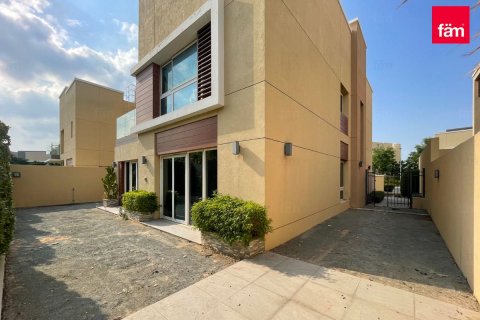Al Barsha, Dubai, संयुक्त अरब अमीरात में विला, 4 बेडरूम, 376.2 वर्ग मीटर, संख्या 699900 - फ़ोटो 11
