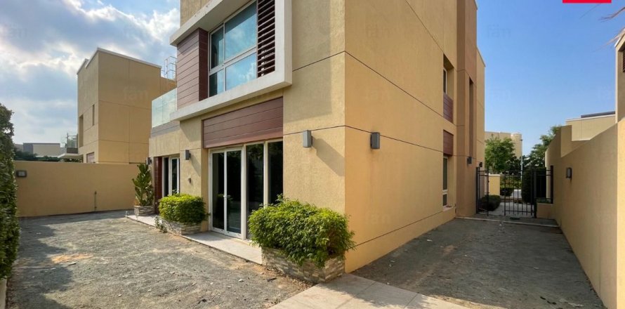Vila u Al Barsha, Dubai, UAE 376.2 m2, 4 spavaćih soba Br. 699900