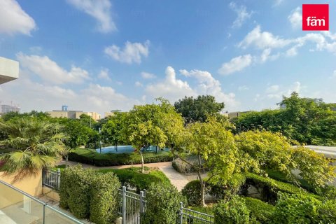 Al Barsha, Dubai, संयुक्त अरब अमीरात में विला, 4 बेडरूम, 376.2 वर्ग मीटर, संख्या 699900 - फ़ोटो 10