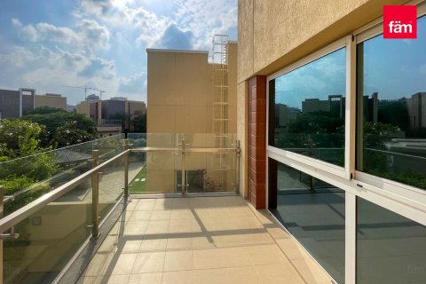 Vila u Al Barsha, Dubai, UAE 4 spavaćih soba, 376.2 m2 Br. 699900 - fotografija 5