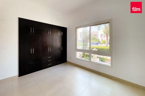 Al Barsha, Dubai, संयुक्त अरब अमीरात में विला, 4 बेडरूम, 376.2 वर्ग मीटर, संख्या 699900 - फ़ोटो 14