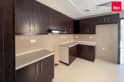 Vila u Al Barsha, Dubai, UAE 4 spavaćih soba, 376.2 m2 Br. 699900 - fotografija 18