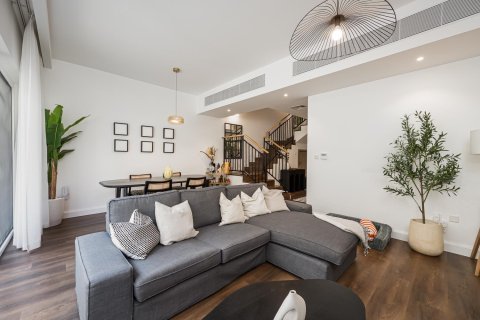 Müüa ridamaja asukohaga Dubai, AÜE: 3 magamistoaga, 186.74 m² Nr 768727 - pilt 2