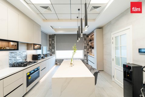 Vilă de vânzare în Dubai, EAU 5 dormitoare, 464.8 mp. №738955 - poză 6