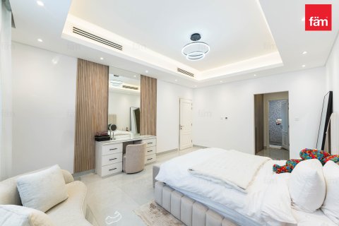 Vilă de vânzare în Dubai, EAU 5 dormitoare, 464.8 mp. №738955 - poză 21