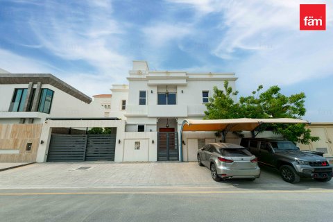 Villa Dubaijā, AAE 5 istabas, 464.8 m2 Nr. 738955