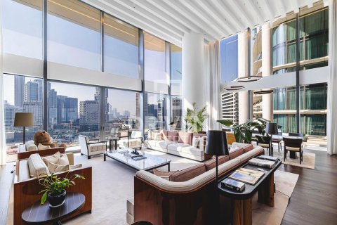 Apartment til salg i Business Bay, Dubai, UAE 4 soveværelser, 579.16 kvm № 755700 - foto 2