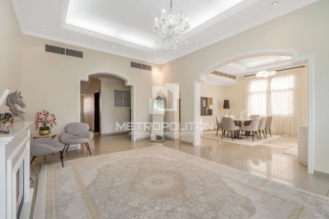 Villa itt: Al Barsha, Dubai, EAE, 5 hálószoba, 762 m², azonosító: 664483 - fénykép 16