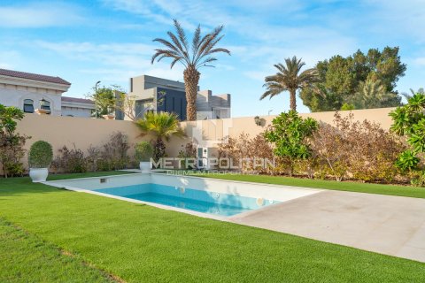 Villa itt: Al Barsha, Dubai, EAE, 5 hálószoba, 762 m², azonosító: 664483 - fénykép 8