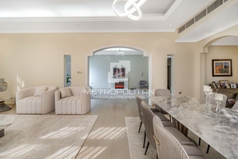 Villa itt: Al Barsha, Dubai, EAE, 5 hálószoba, 762 m², azonosító: 664483 - fénykép 5