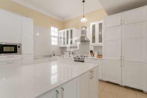 Villa itt: Al Barsha, Dubai, EAE, 5 hálószoba, 762 m², azonosító: 664483 - fénykép 29