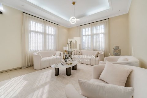 Villa itt: Al Barsha, Dubai, EAE, 5 hálószoba, 762 m², azonosító: 664483 - fénykép 2