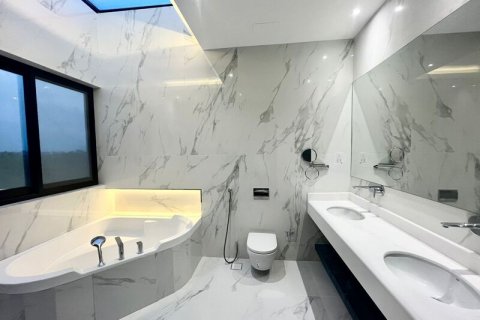 Villa sa Al Barsha, Dubai, UAE 5 silid-tulugan, 1381.89 sq.m. № 637471 - larawan 1