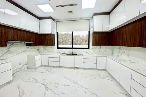 Villa sa Al Barsha, Dubai, UAE 5 silid-tulugan, 1381.89 sq.m. № 637471 - larawan 6