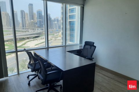 Biuro do wynajęcia w Dubai, ZEA 70.9 mkw., nr 638322 - zdjęcie 2