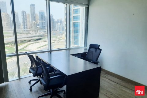 Biuro do wynajęcia w Dubai, ZEA 70.9 mkw., nr 638322 - zdjęcie 7