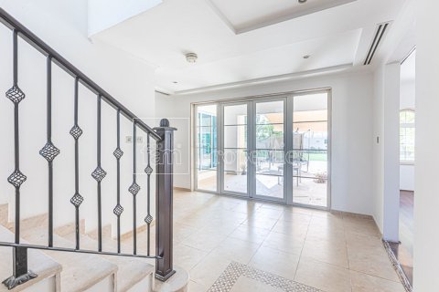 Üürile anda villa asukohaga Dubai, AÜE: 3 magamistoaga, 680 m² Nr 638326 - pilt 5