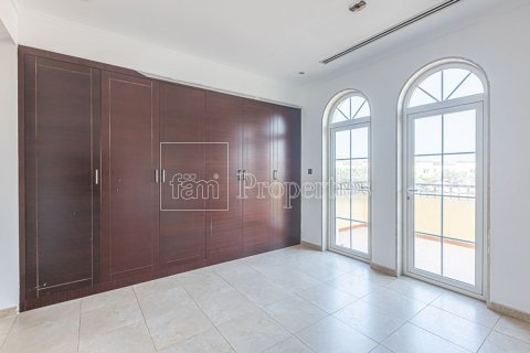 Üürile anda villa asukohaga Dubai, AÜE: 3 magamistoaga, 680 m² Nr 638326 - pilt 10