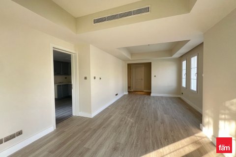 Вилла Дубай, БАӘ-да 3 жатын бөлмелер, 488.2 м² № 638320 - фото 3