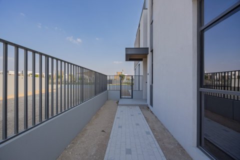 Townhouse in Mudon, Dubai, UAE 4 bedrooms, 277 sq.m. № 728773 - photo 1