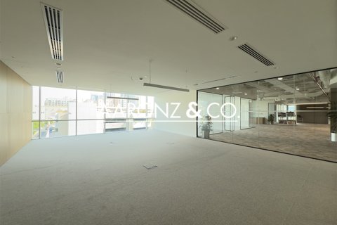 Γραφείο σε Sheikh Zayed Road, Dubai, ΗΑΕ 352.7 τ.μ. Αρ. 670755 - φωτογραφία 3