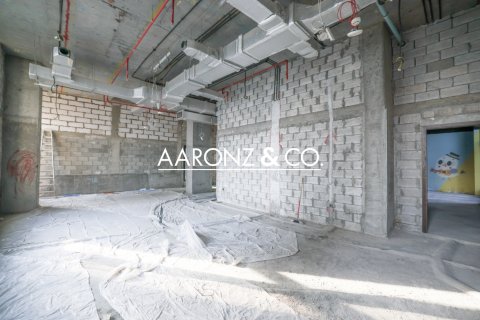 Oficina en alquiler en Business Bay, Dubai, EAU 176.6 m2 № 670758 - foto 4