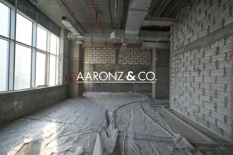 Oficina en alquiler en Business Bay, Dubai, EAU 176.6 m2 № 670758 - foto 2