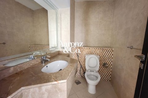 Apartament de închiriat în Arjan, Dubai, EAU 3 dormitoare, 187 mp.  №670759 - poză 16