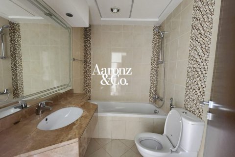 Apartament de închiriat în Arjan, Dubai, EAU 3 dormitoare, 187 mp.  №670759 - poză 20