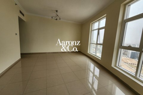 Apartament de închiriat în Arjan, Dubai, EAU 3 dormitoare, 187 mp.  №670759 - poză 3