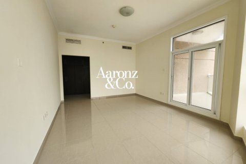 Apartament de închiriat în Arjan, Dubai, EAU 3 dormitoare, 187 mp.  №670759 - poză 13