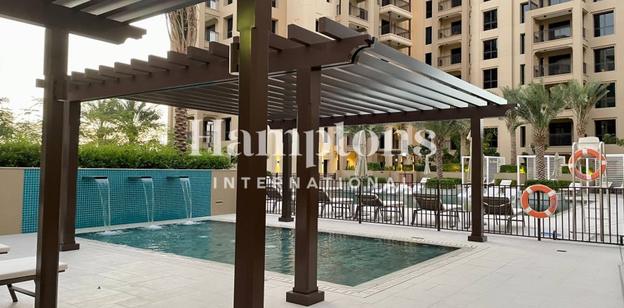 Appartement in Umm Suqeim, Dubai, VAE 1 slaapkamer, 119.38 vr.m. nr 651565