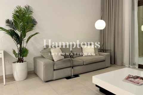 Huoneisto Umm Suqeim, Dubai, Arabiemiraatit 1 makuuhuone, 119.38035500 m2 № 651565 - kuva 9